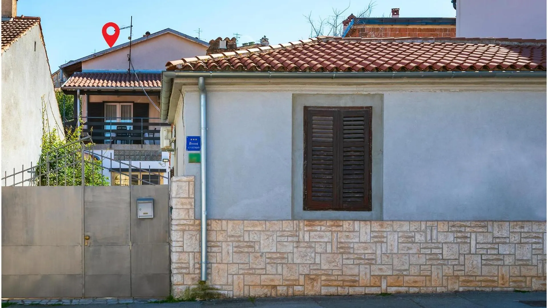 Nice Apartment In Pula With Kitchen